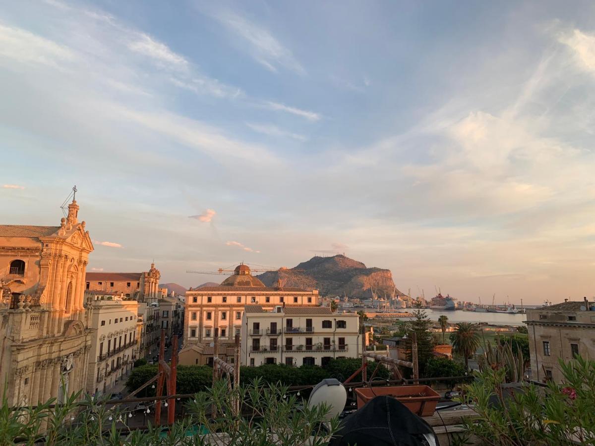 Stunning Kalsa Apartment Palermo Luaran gambar